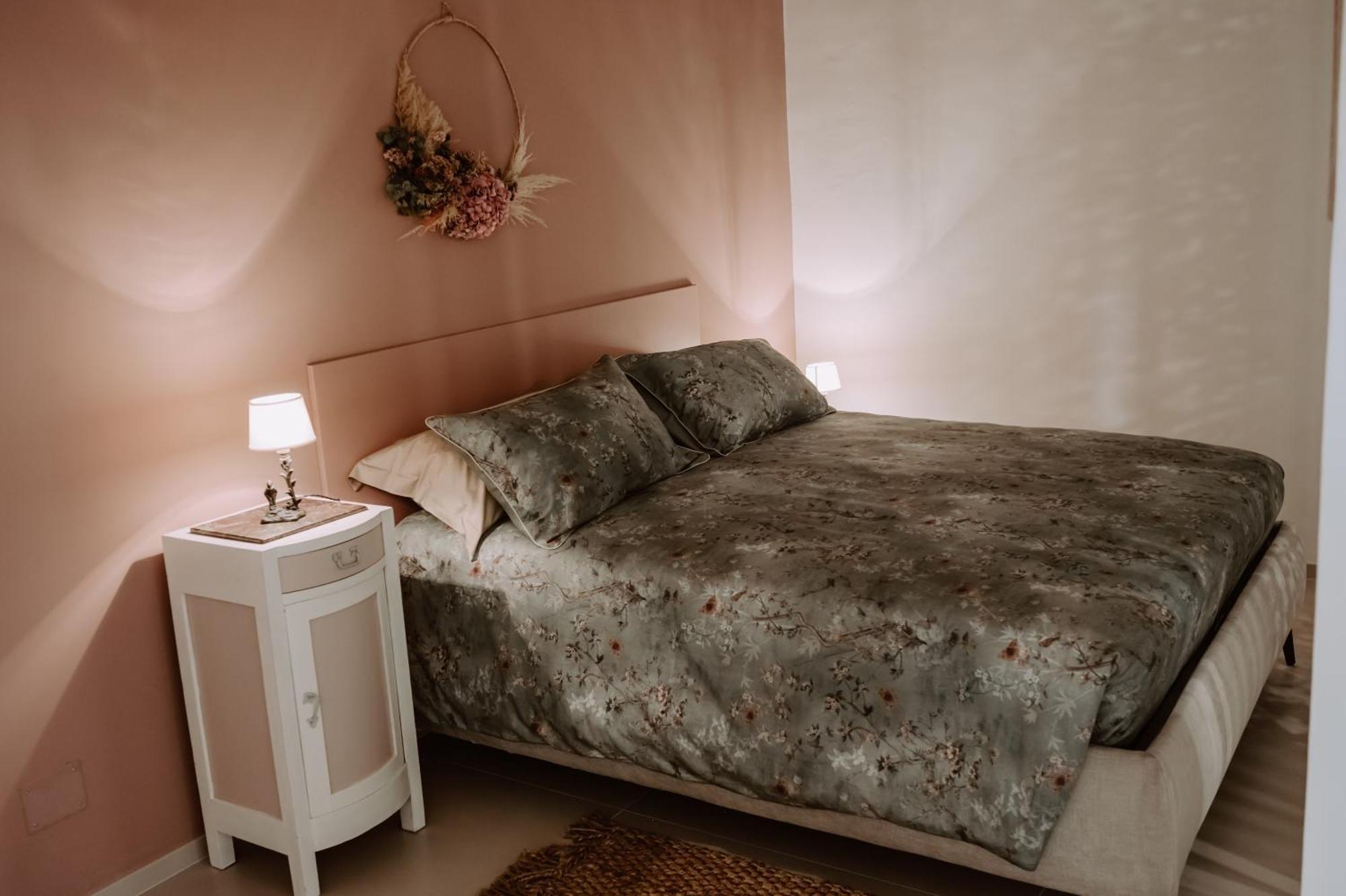 برينديسي Palazzo Pinto B&B المظهر الخارجي الصورة