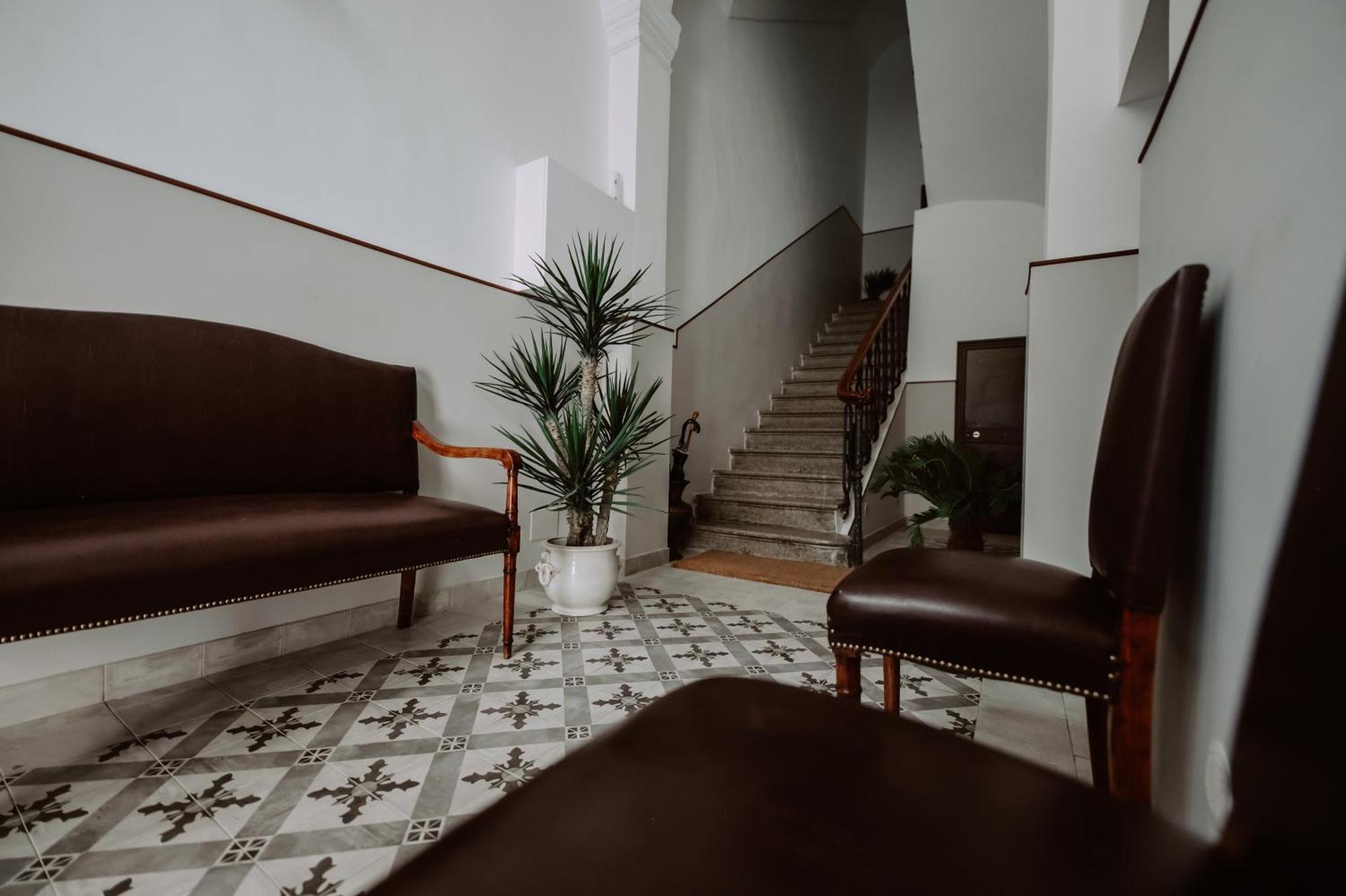 برينديسي Palazzo Pinto B&B المظهر الخارجي الصورة